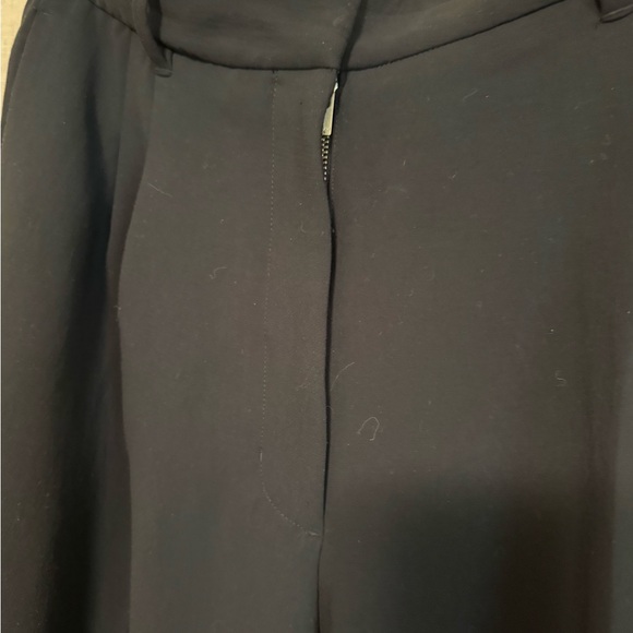 Aritzia Effortless Curve Fit Crepette Pant - Picture 6 of 9